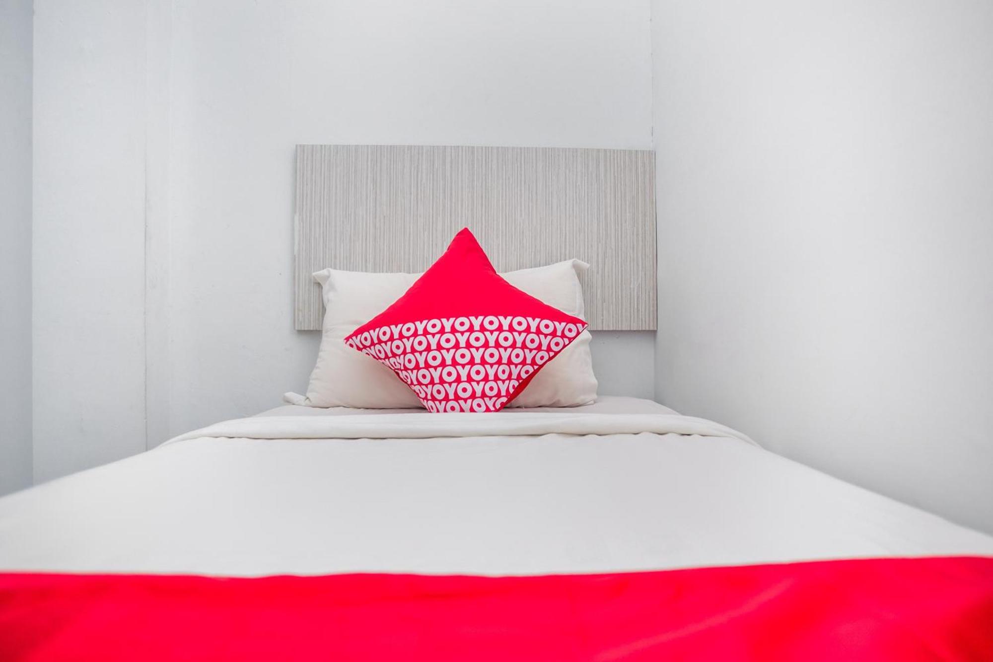 Hotel Oyo 850 Lapan Lapan Banjarmasin  Exteriér fotografie