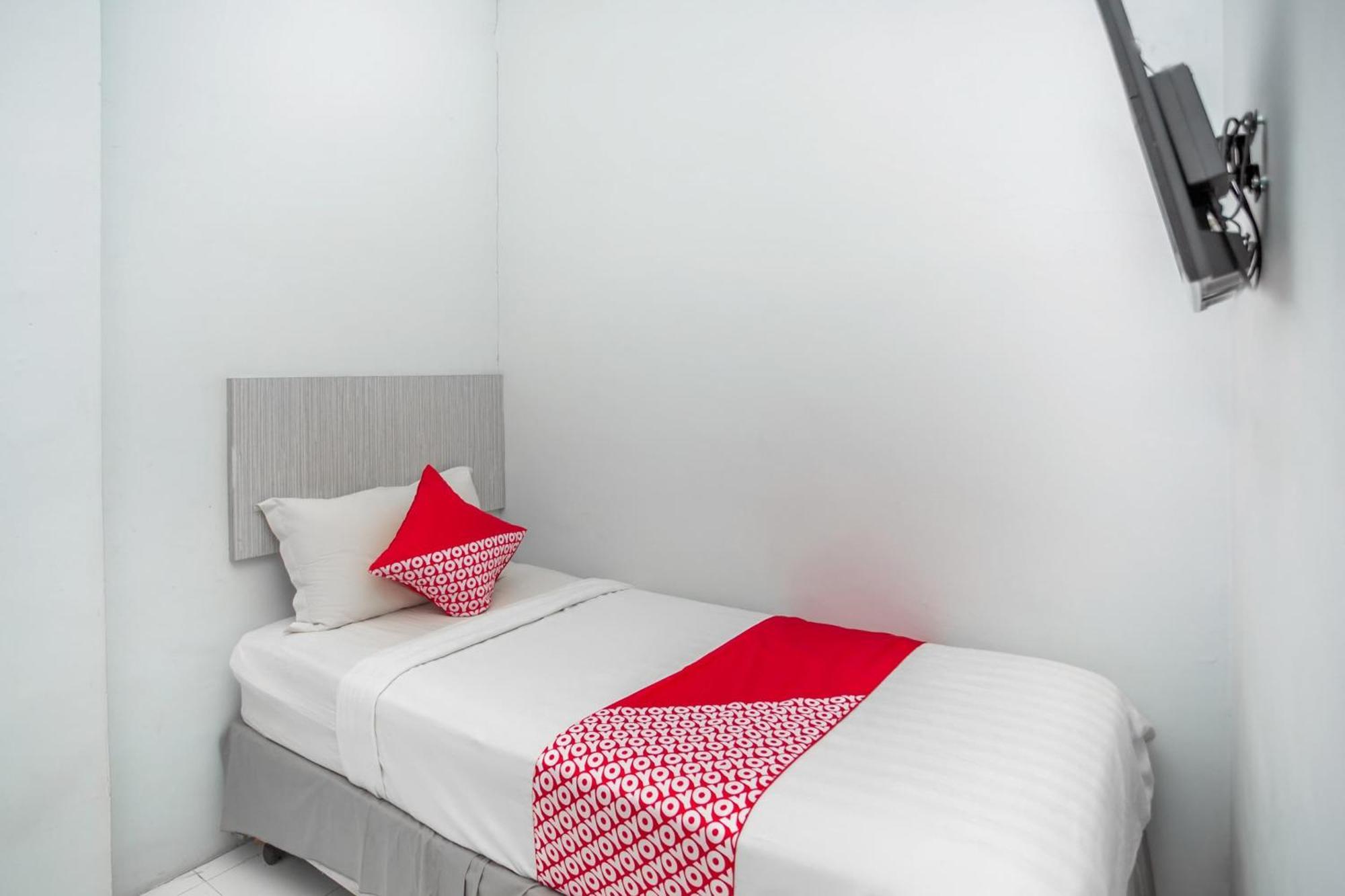 Hotel Oyo 850 Lapan Lapan Banjarmasin  Exteriér fotografie