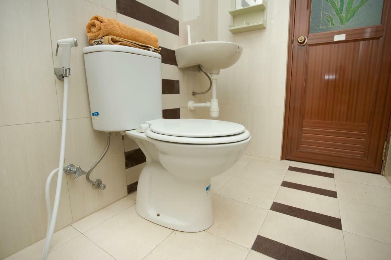 Hotel Oyo 850 Lapan Lapan Banjarmasin  Exteriér fotografie